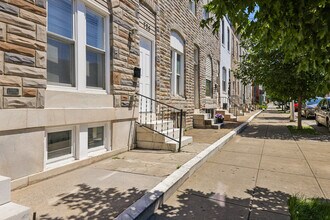 725 N Patterson Park Ave in Baltimore, MD - Building Photo - Building Photo