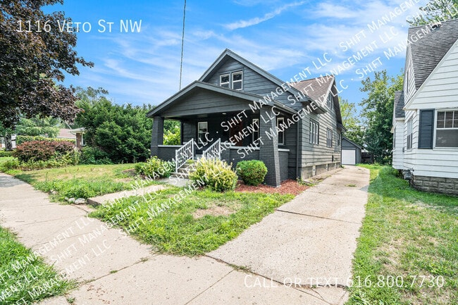 property at 1116 Veto St NW