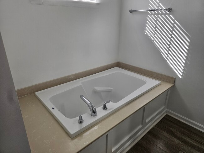 property at 2466 Leytonstone Dr