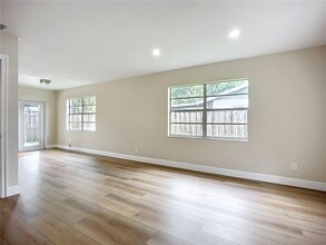 6511 3rd Ave NE in Bradenton, FL - Building Photo - Building Photo