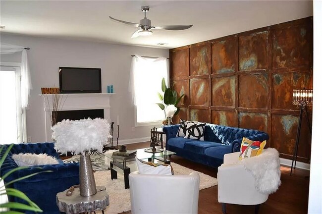 9050 Bayrose Cir in East Point, GA - Building Photo - Building Photo