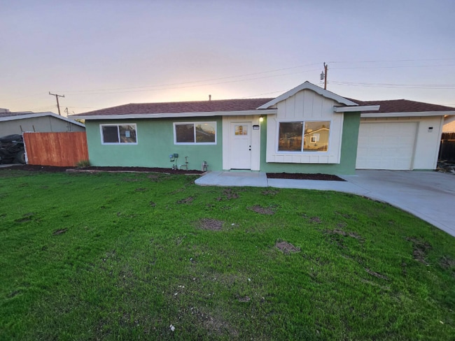 property at 1327 Berkeley Dr