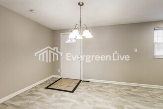 1401 Wolf Cir in Indianapolis, IN - Building Photo - Building Photo