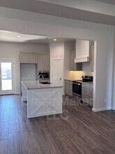 900 Apple Blossom Wy in Washington, OK - Building Photo - Building Photo