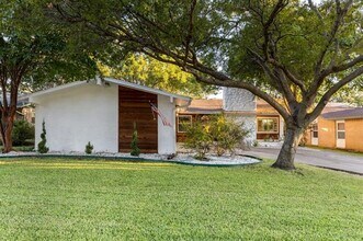 3622 High Vista Dr in Dallas, TX - Building Photo - Building Photo