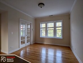 3240 N Clifton Ave in Chicago, IL - Building Photo - Building Photo