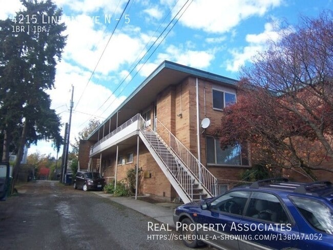 4215 Linden Ave N in Seattle, WA - Building Photo - Building Photo