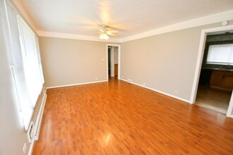1615 Rockne Dr in South Bend, IN - Building Photo - Building Photo