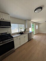 1734 Prospect Ave in Hermosa Beach, CA - Building Photo