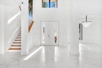 2355 N Riverside Dr in Melbourne, FL - Building Photo - Building Photo