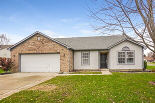 101 Glenview Cir in Mooresville, IN - Building Photo