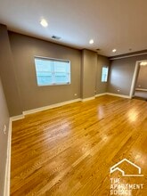 3433 S Indiana Ave in Chicago, IL - Building Photo - Building Photo