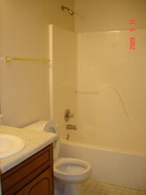 253 Moncrest Dr in Clarksville, TN - Building Photo - Building Photo