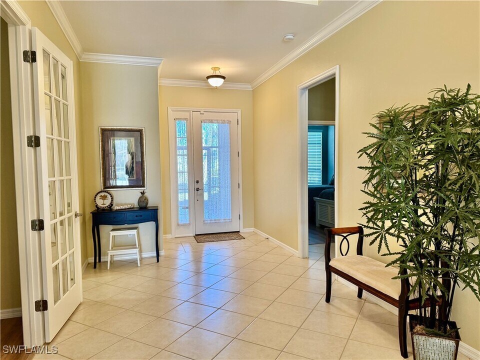 8722 Brittania Dr in Ft. Myers, FL - Building Photo