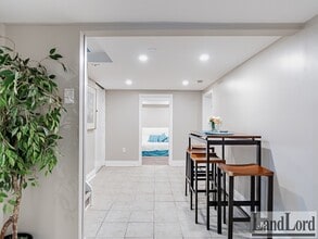 65 Fairfield Ave in Toronto, ON - Building Photo - Building Photo