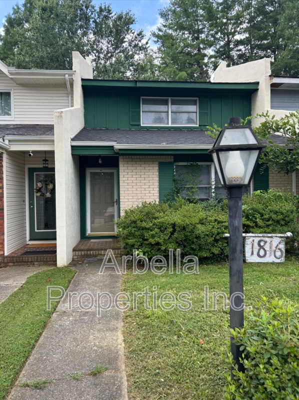 property at 1816 Presswood Rd