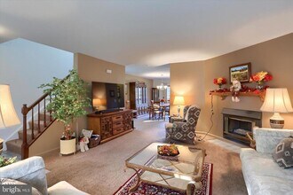 401 Chambers Ridge in York, PA - Building Photo - Building Photo