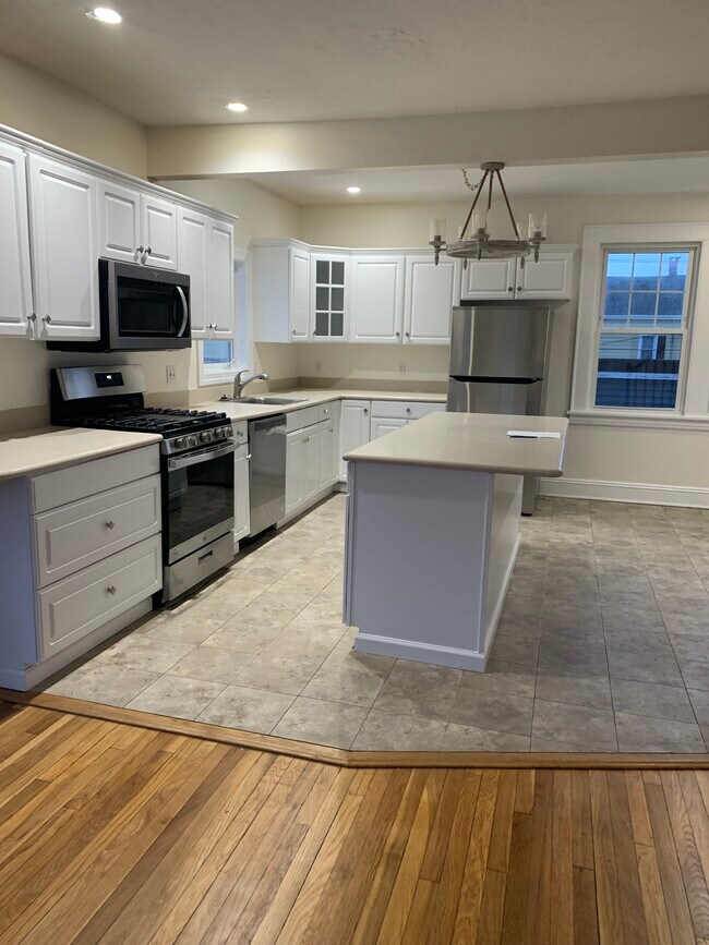 9 Cove Ave Apartments and Nearby Norwalk Apartments For Rent Norwalk, CT