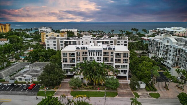 120 SE 19th Ave, Unit 404 in Deerfield Beach, FL - Building Photo - Building Photo