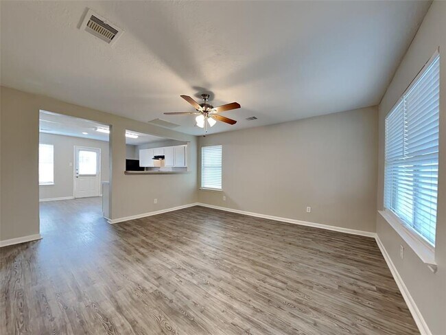 427 Silky Leaf Dr photo'