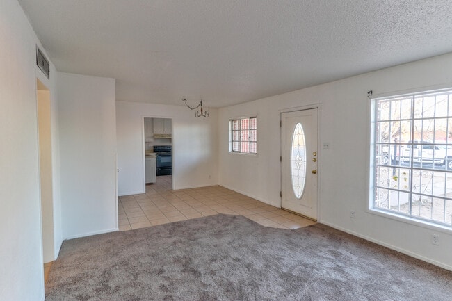5108 Mt Hood Dr in El Paso, TX - Building Photo - Building Photo
