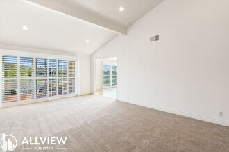25 Sky Sail Dr in Newport Beach, CA - Building Photo - Building Photo