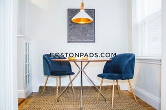 121 Park Dr in Boston, MA - Building Photo - Building Photo