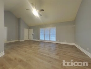 411 Stewart Dr in Dallas, GA - Building Photo - Building Photo