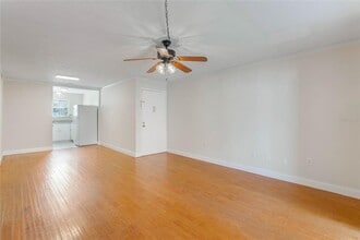 4212 Lake Underhill Rd in Orlando, FL - Building Photo - Building Photo