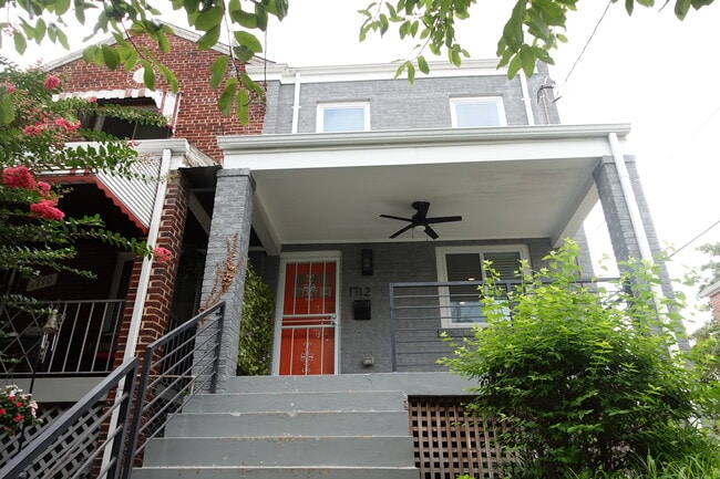 property at 1712 Fort Davis St SE