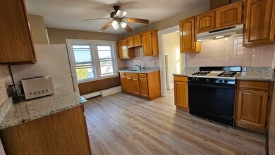 9 Sanger St in Medford, MA - Building Photo - Building Photo