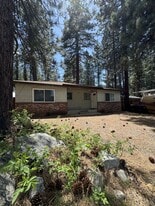 1060 Echo Rd in South Lake Tahoe, CA - Building Photo
