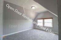 109 S State St photo'