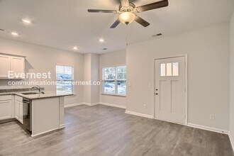 345 Raines Ct in Lebanon, TN - Building Photo - Building Photo