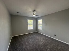 1608 Willow Point Arch in Chesapeake, VA - Building Photo - Building Photo