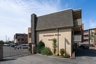 15335 Washington Ave in San Leandro, CA - Building Photo - Building Photo