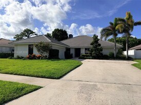 5569 Wind Drift Ln in Boca Raton, FL - Building Photo