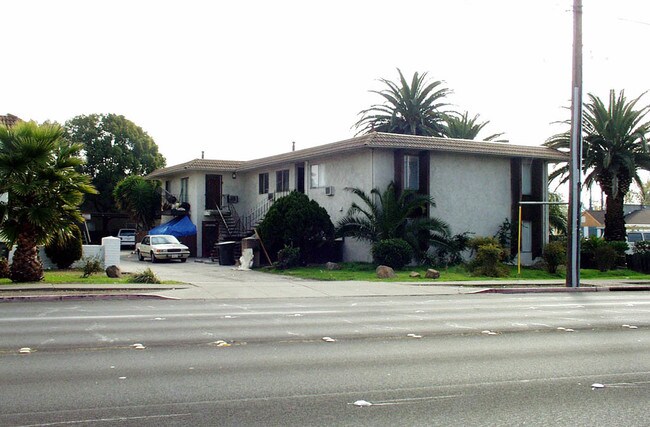 Multi-family in Concord, CA - Building Photo - Building Photo