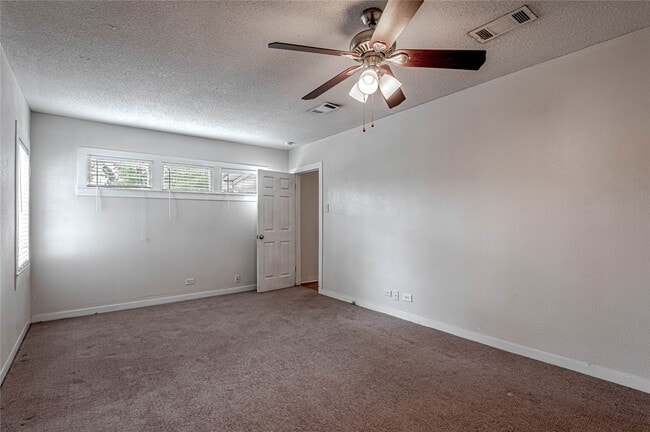 property at 2538 Sycamore Ave