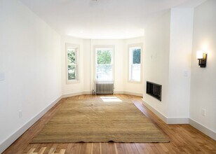15 Marston St in Medford, MA - Building Photo - Building Photo