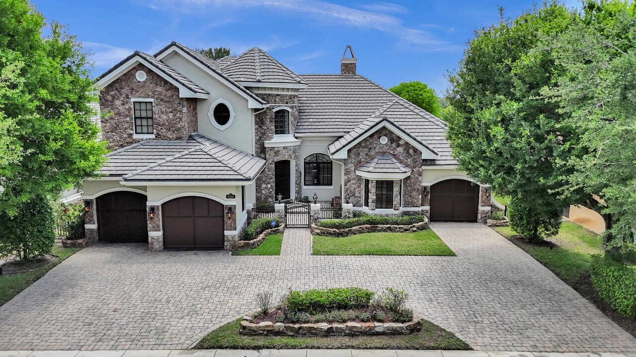 9210 Equus Cir in Boynton Beach, FL - Building Photo