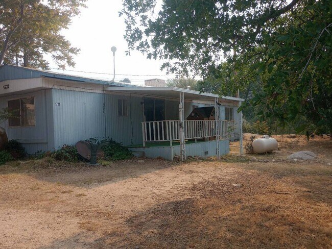 property at 1720 Bodfish Canyon Rd