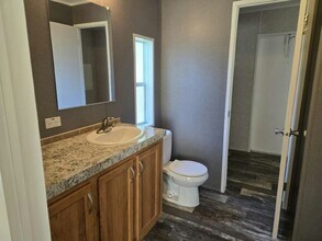 100 Lisa Ln in Greenacres, FL - Building Photo - Building Photo