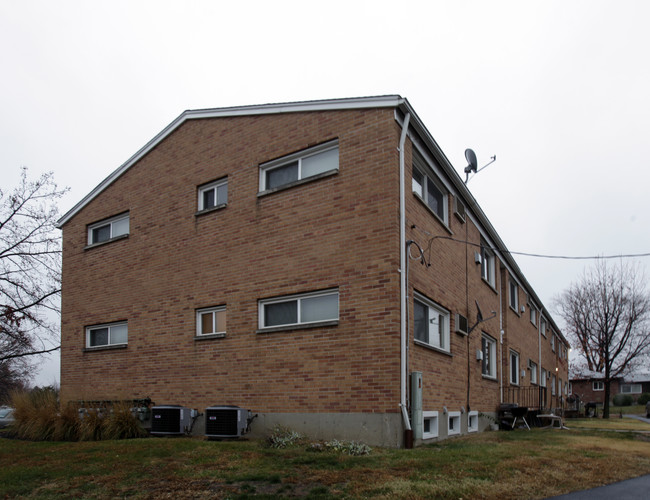 McAdoo Manor Apartments in St. Louis, MO - Building Photo - Building Photo