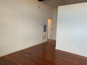 818 Monmouth St-Unit -Unit 309 in Newport, KY - Building Photo - Building Photo