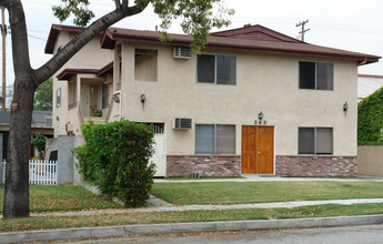 363 W Elk Ave in Glendale, CA - Foto de edificio - Building Photo