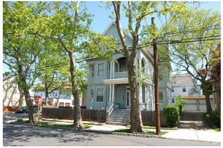 142 Gordon St, Unit 3 in Perth Amboy, NJ - Building Photo - Building Photo