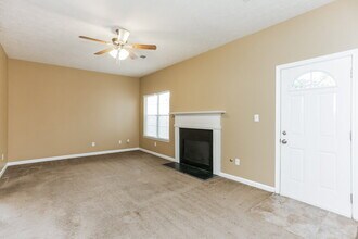 4907 Creekside Pl in Decatur, GA - Building Photo - Building Photo