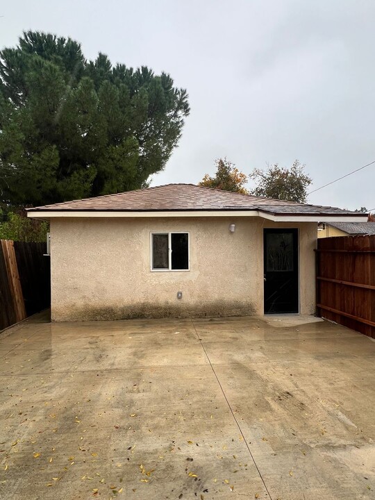 1416 5th St in Wasco, CA - Building Photo