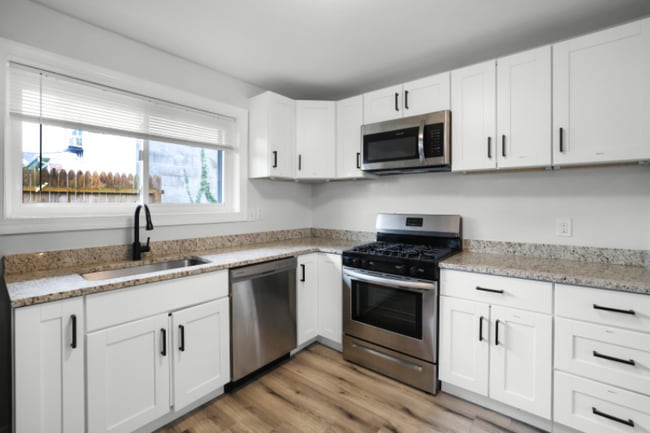 property at 5201 Banks Pl NE